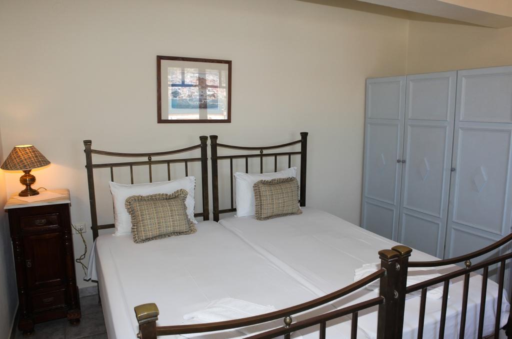 סקופלוס טאון Pleoussa Studio And Apartments מראה חיצוני תמונה