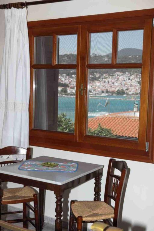 סקופלוס טאון Pleoussa Studio And Apartments חדר תמונה
